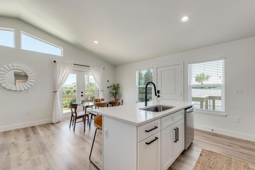 Bright New Beach House With In- Law Suite -- 2 Blocks To Beach! St. Augustine Exterior foto